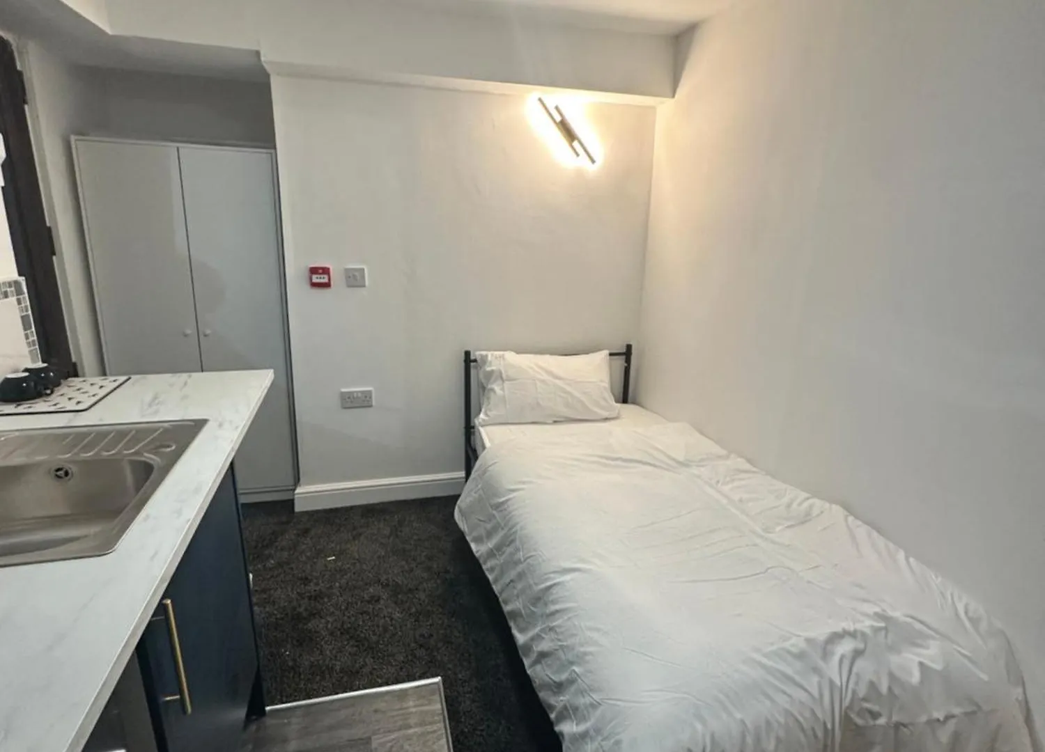 Room 6 Ng3 2Az Nottingham