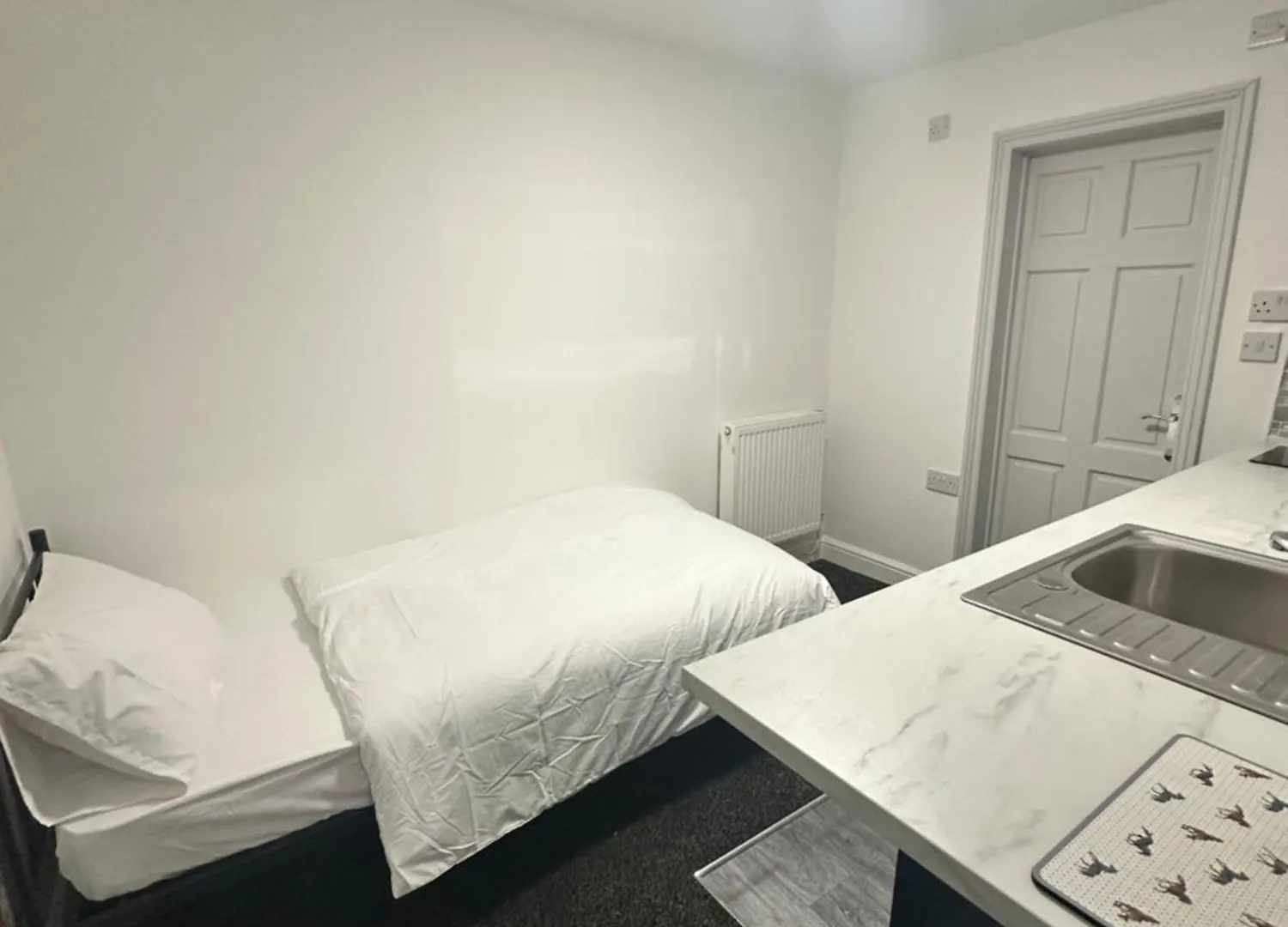 Room 6 Ng3 2Az Nottingham United Kingdom